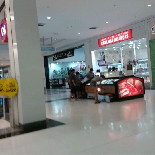 Das Foto wurde bei Shopping Bonsucesso von Marcos D. am 4/5/2012 aufgenommen