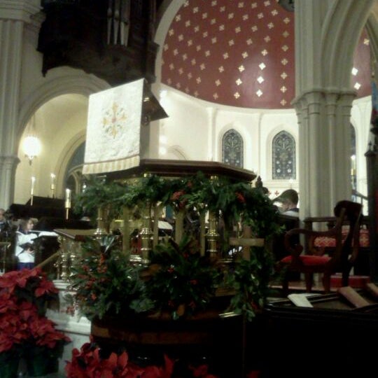 Foto tirada no(a) Trinity Episcopal Cathedral por Sara D. em 12/24/2011