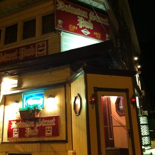Foto tirada no(a) Dawson Street Pub por Sol L. em 7/1/2012