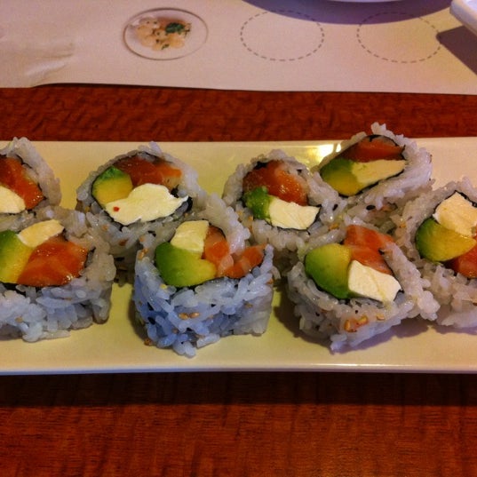 Photo taken at Crazy Rock&#39;N Sushi by Kyle A. on 2/10/2012