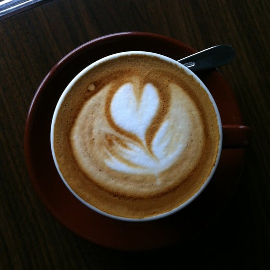 2/24/2012にJud S.がTranscend Coffeeで撮った写真