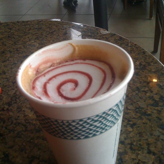 Raspberry mochas are to die for. The perfect combination along with the classical music.