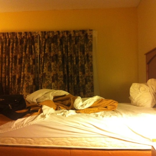 Photo prise au Quality Hotel &amp; Suites &quot;At The Falls&quot; par Sohan G. le5/22/2012