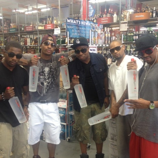 Photo taken at Randall&#39;s Wines &amp; Spirits by G_Monee_ on 9/8/2012