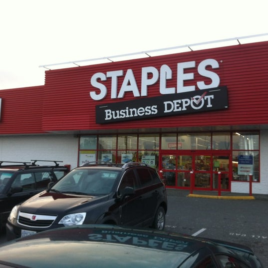 Staples Nanaimo, BC'da fotoğraflar