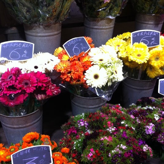 Floristeria Navarro - La Dreta de l'Eixample - Barcelona ...