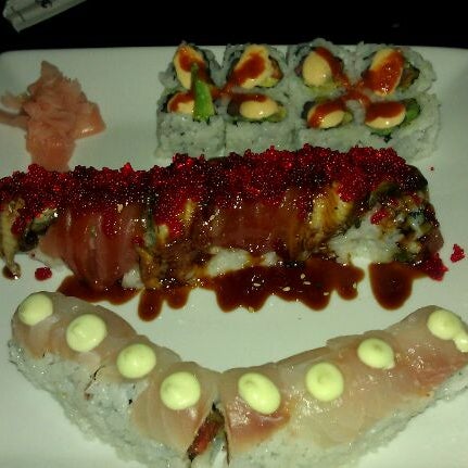 (T to B) Very Spicy Tuna Roll, Red Dragon Roll and Volcano Roll. Yum!