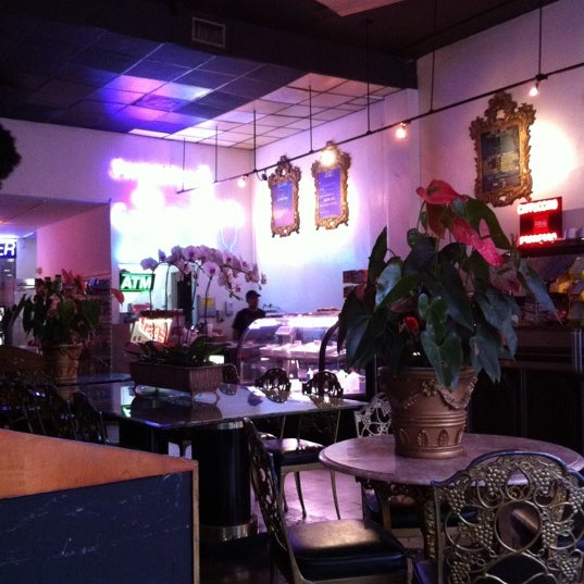 Interactive Cafe Downtown Santa Monica 215 Broadway