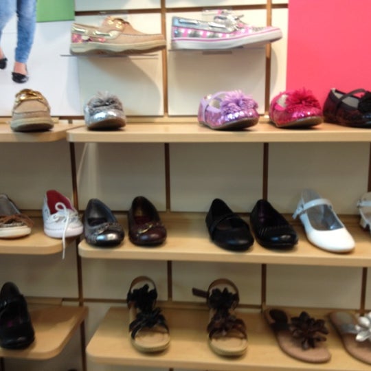 stride rite haywood mall