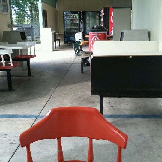 Современные столовые в школе. Игра i'm on observation duty 2. Кухня в офисе опен спейс. Озеленение офиса. Дмитровская офис остина.