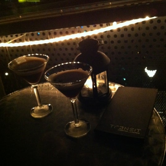 4/7/2012にAnita K.がTransit Cocktail Loungeで撮った写真