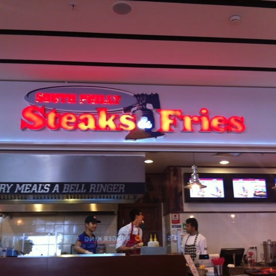 Foto diambil di Steak &amp; Fries South Philly oleh Bora G. pada 9/7/2012