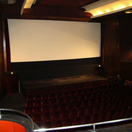 1/9/2012にAttila S.がUránia moziで撮った写真
