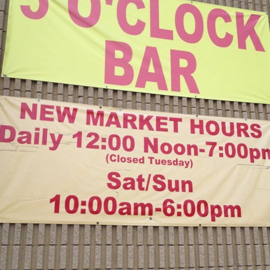 5 Star Indoor Swap Mart Flea Market in Villa Park