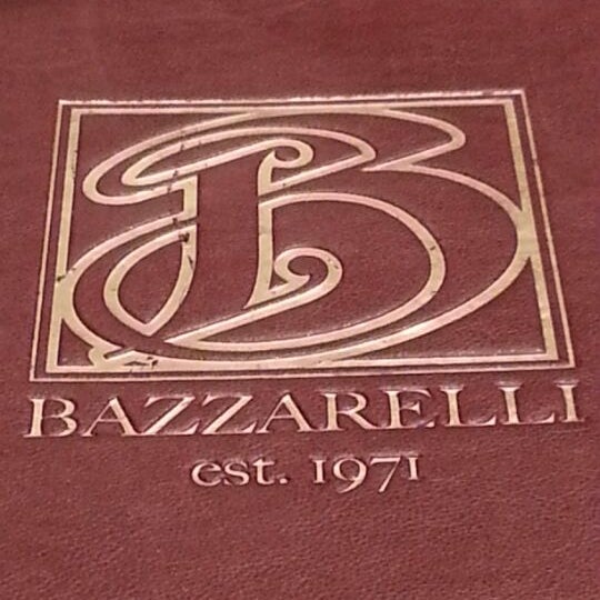 Foto tirada no(a) Bazzarelli Restaurant por Dom A. em 8/17/2012