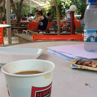7/24/2012 tarihinde Önder L.ziyaretçi tarafından Grand Cafe'de çekilen fotoğraf