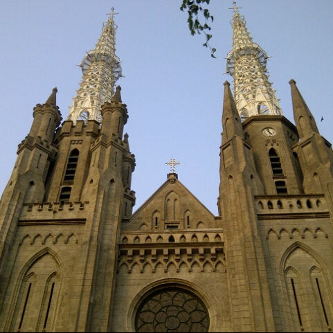 Gereja Katolik Katedral Jakarta - Jalan Katedral No.7B