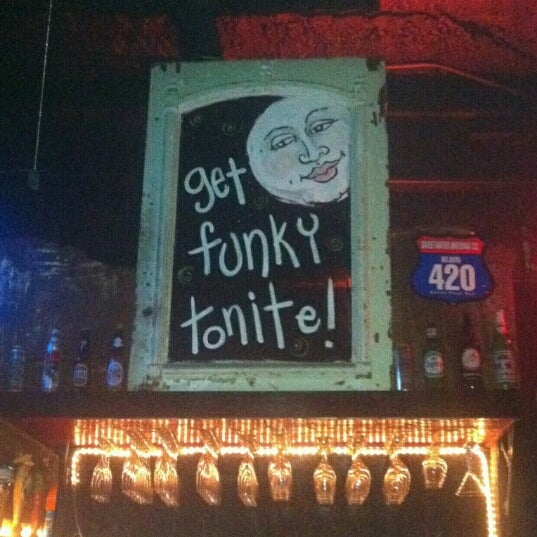 Photo taken at Graffiti &amp; Funky Blues Shack Destin by Seth B. on 8/24/2012