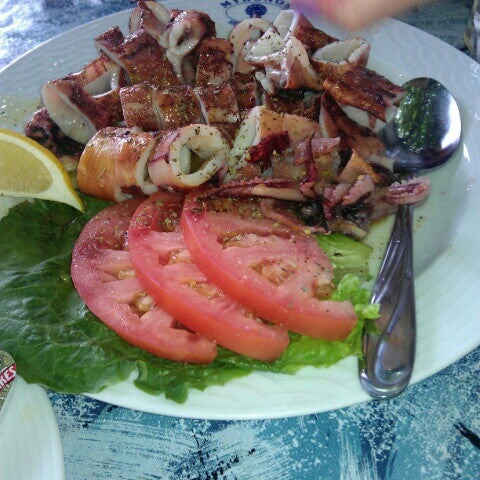Photo taken at Mykonos Greek Restaurant by Roman G. on 6/24/2012