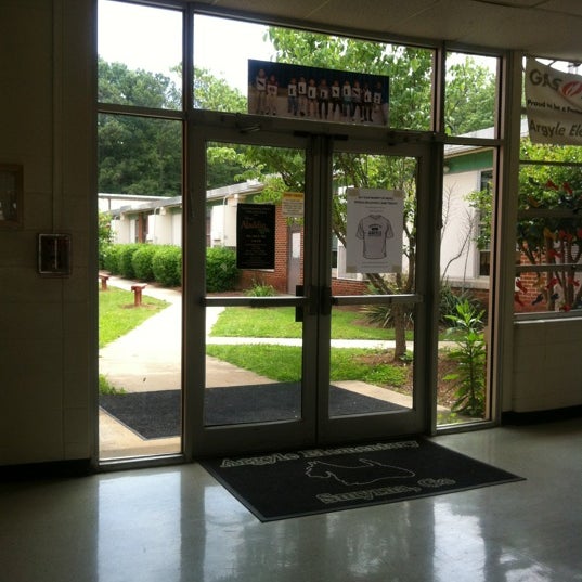 Argyle Elementary School 82 Besucher