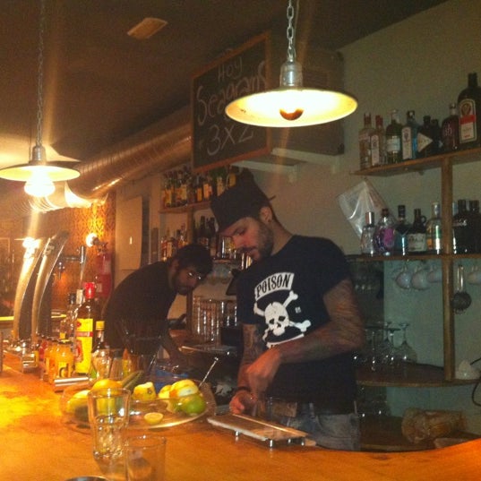 8/31/2012 tarihinde Sonsolesziyaretçi tarafından El Anónimo Café Bar'de çekilen fotoğraf