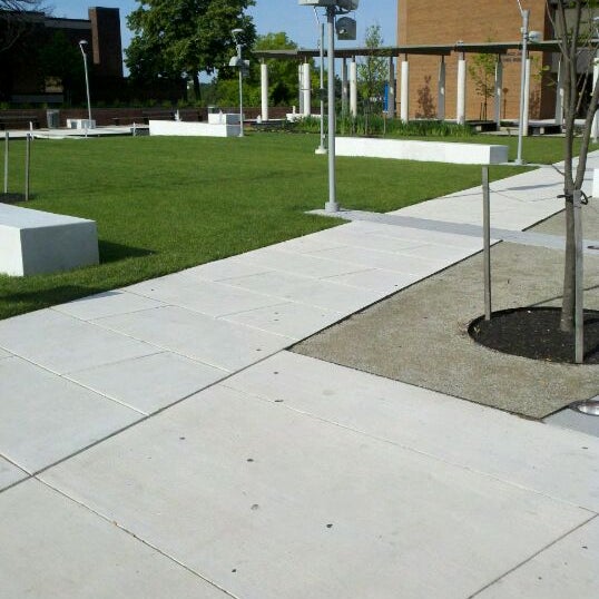 Снимок сделан в Coppin State University пользователем D. B. 5/19/2012