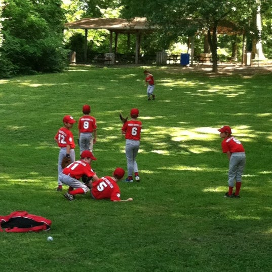 Photos at Glyndon Park Park in Vienna