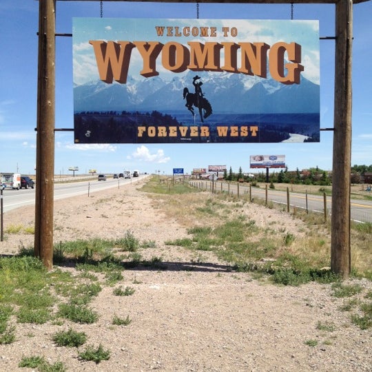 Colorado Wyoming Border Towns Wyoming / Colorado State Line - I-25