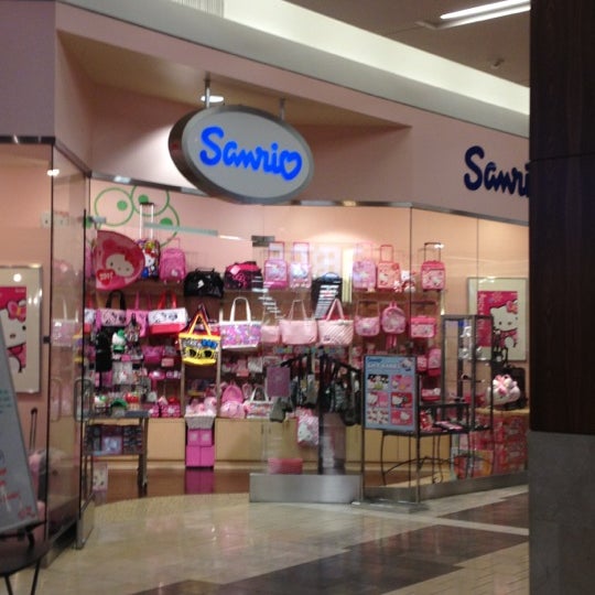 Sanrio Warner Center Canoga Park Ca