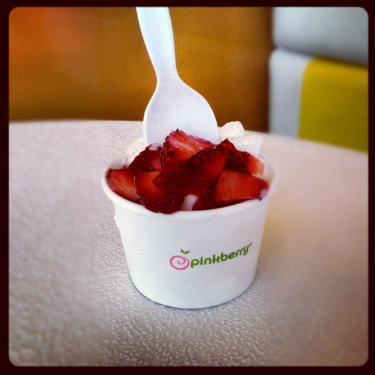 Pinkberry (Now Closed) Frozen Yogurt Shop in Westlake Village