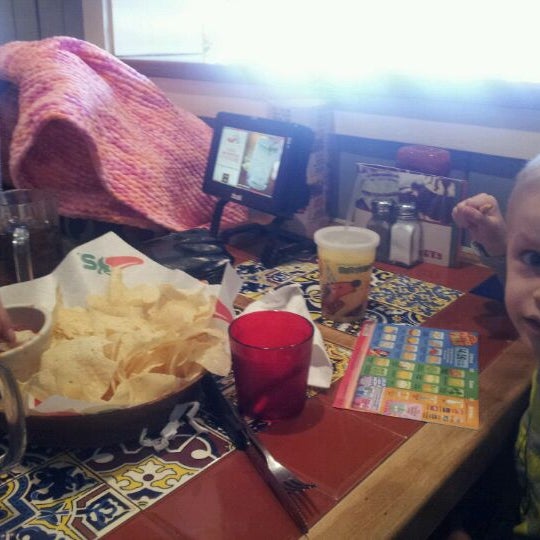 Photo taken at Chili&#39;s Grill &amp; Bar by Amanda M. on 2/17/2012