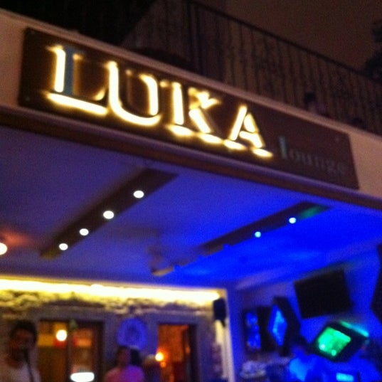 Foto diambil di Luka Lounge &amp; Bar oleh Emrah G. pada 8/5/2012