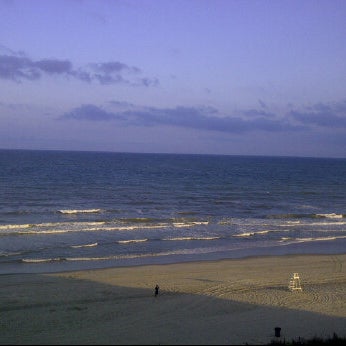 รูปภาพถ่ายที่ Bay Watch Resort โดย Rob J. เมื่อ 5/23/2012