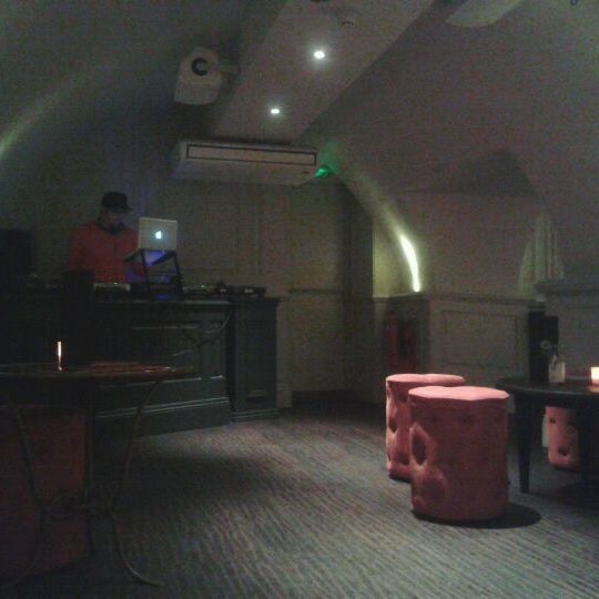Photo taken at Circo Bar &amp; Lounge by MING on 12/1/2011