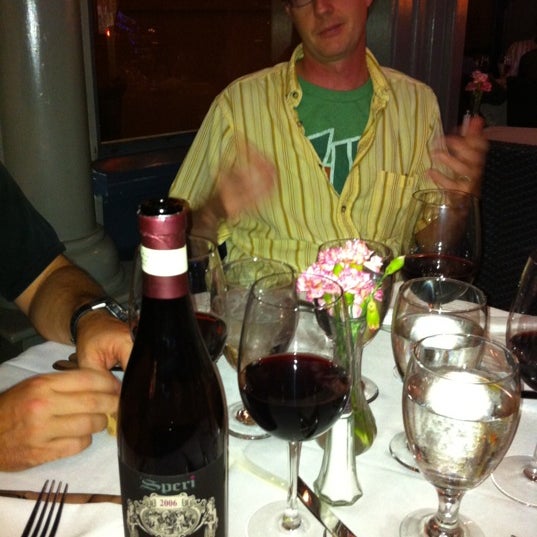 7/15/2011 tarihinde Joaquin R.ziyaretçi tarafından Chianti Restaurant'de çekilen fotoğraf
