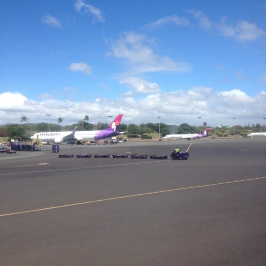 Foto diambil di USO Hawaii&#39;s Airport Center oleh はま pada 9/4/2012