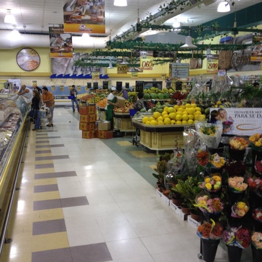 Foto tomada en Savegnago Supermercados  por Rinaldo M. el 7/1/2012