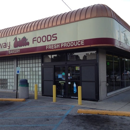 Safeway Foods Supermarket in Butler Tarkington
