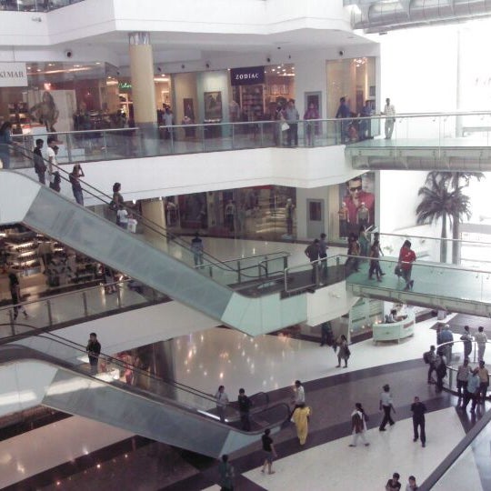 6/4/2012 tarihinde Hirak B.ziyaretçi tarafından South City Mall'de çekilen fotoğraf