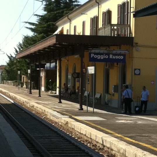 Photo taken at Stazione Poggio Rusco by Vincenzo P. on 8/27/2011