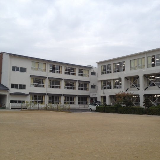 Photos At 蘇原第一小学校 Elementary School In 各務原市