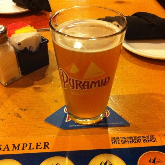 Photo taken at Pyramid Brewery &amp; Alehouse by Jimi D. on 1/24/2012