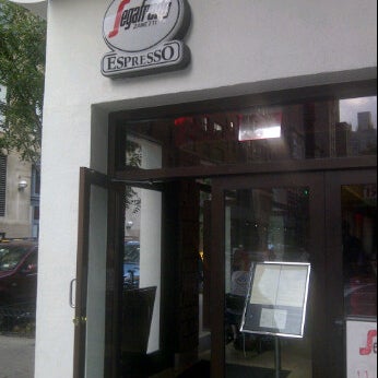 Das Foto wurde bei Segafredo Zanetti Espresso New York von Edward B. am 7/31/2012 aufgenommen