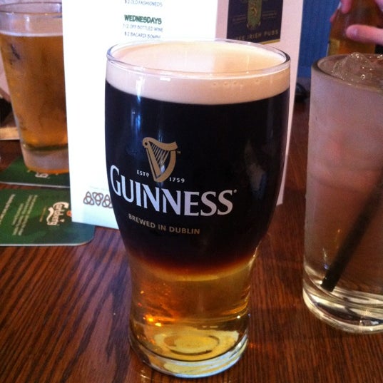 Снимок сделан в Trinity Three Irish Pubs пользователем Brian 6/8/2012
