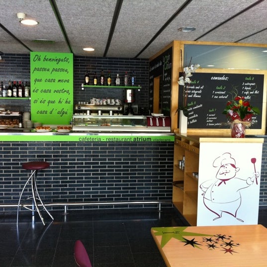 10/5/2011 tarihinde Gina d.ziyaretçi tarafından IMAGINATRIUM - Restaurant Atrium'de çekilen fotoğraf