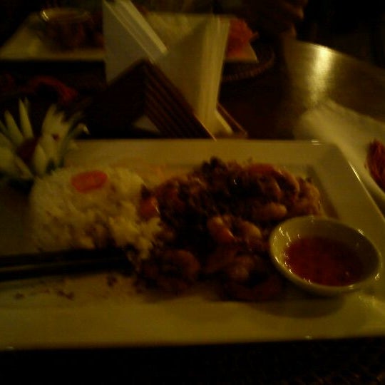 Foto scattata a Restaurante Tigre Asiático da @isadorabp il 11/27/2011