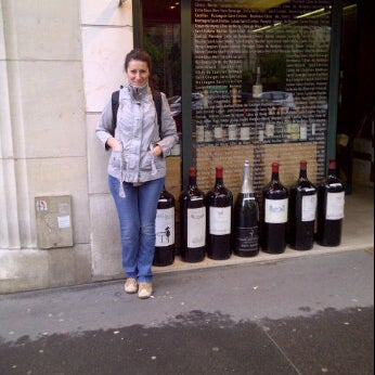 4/30/2012 tarihinde Vilma O.ziyaretçi tarafından La Croissanterie'de çekilen fotoğraf