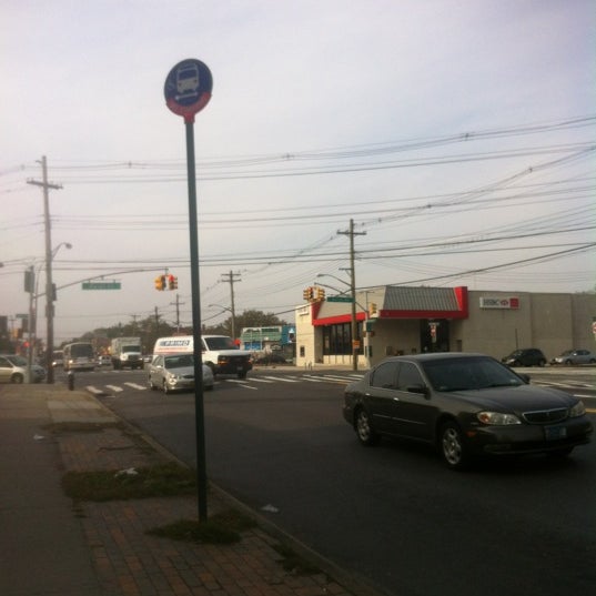 MTA Bus B6/B6LTD/B82/B82LTD Flatlands Av & Ralph Av Canarsie