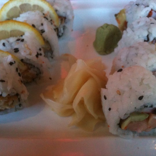 11/11/2011 tarihinde Kelly S.ziyaretçi tarafından Bento Asian Kitchen &amp; Sushi'de çekilen fotoğraf