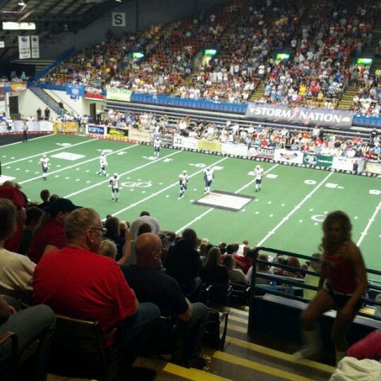 5/13/2012 tarihinde Mike S.ziyaretçi tarafından Sioux Falls Arena'de çekilen fotoğraf